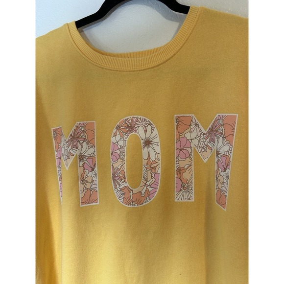 Yellow Mom Sweatshirt Size Large Mother's Day Shirt Gift - Picture 2 of 3